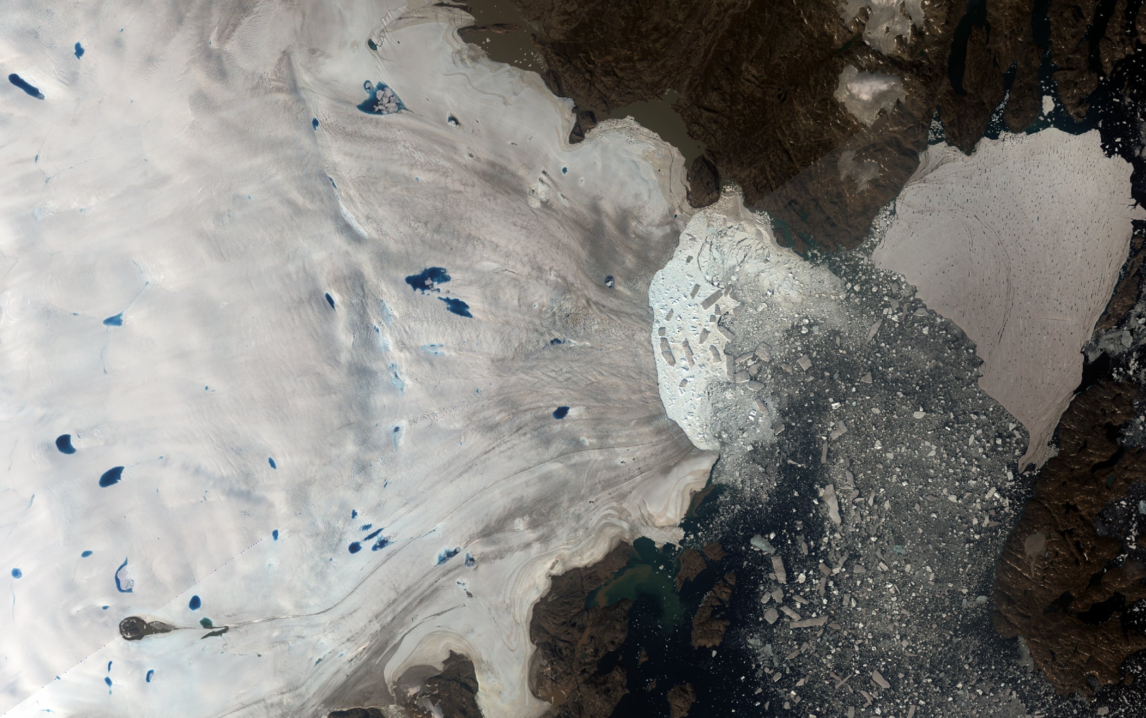 Greenland glacier Zachariæ Isstrøm.