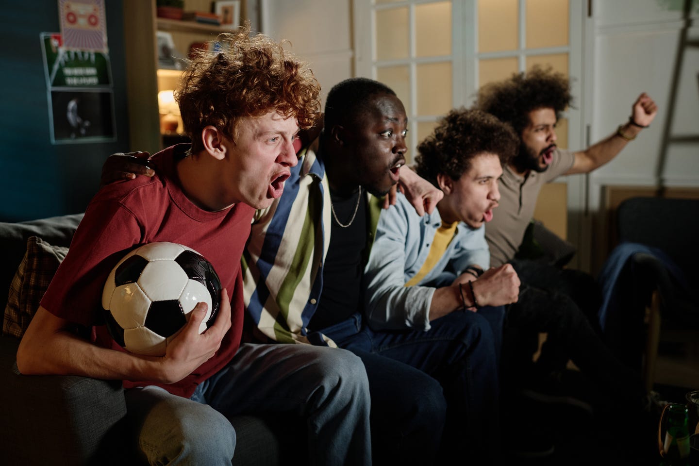 Football fans’ bodies may tell a deeper story than the scoreboard. A Bielefeld University study is tracking heart rate, stress, movement and sleep during the 2026 World Cup