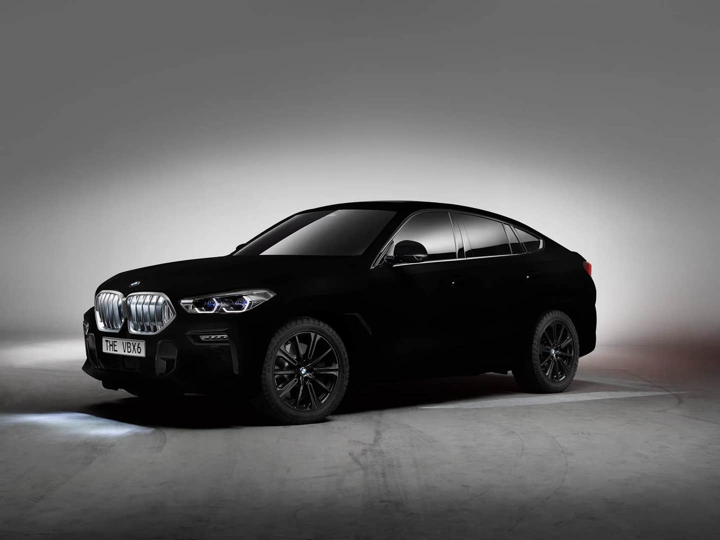 Carbon black and nanotubes create a durable car coating with extreme darkness and practical manufacturing potential.