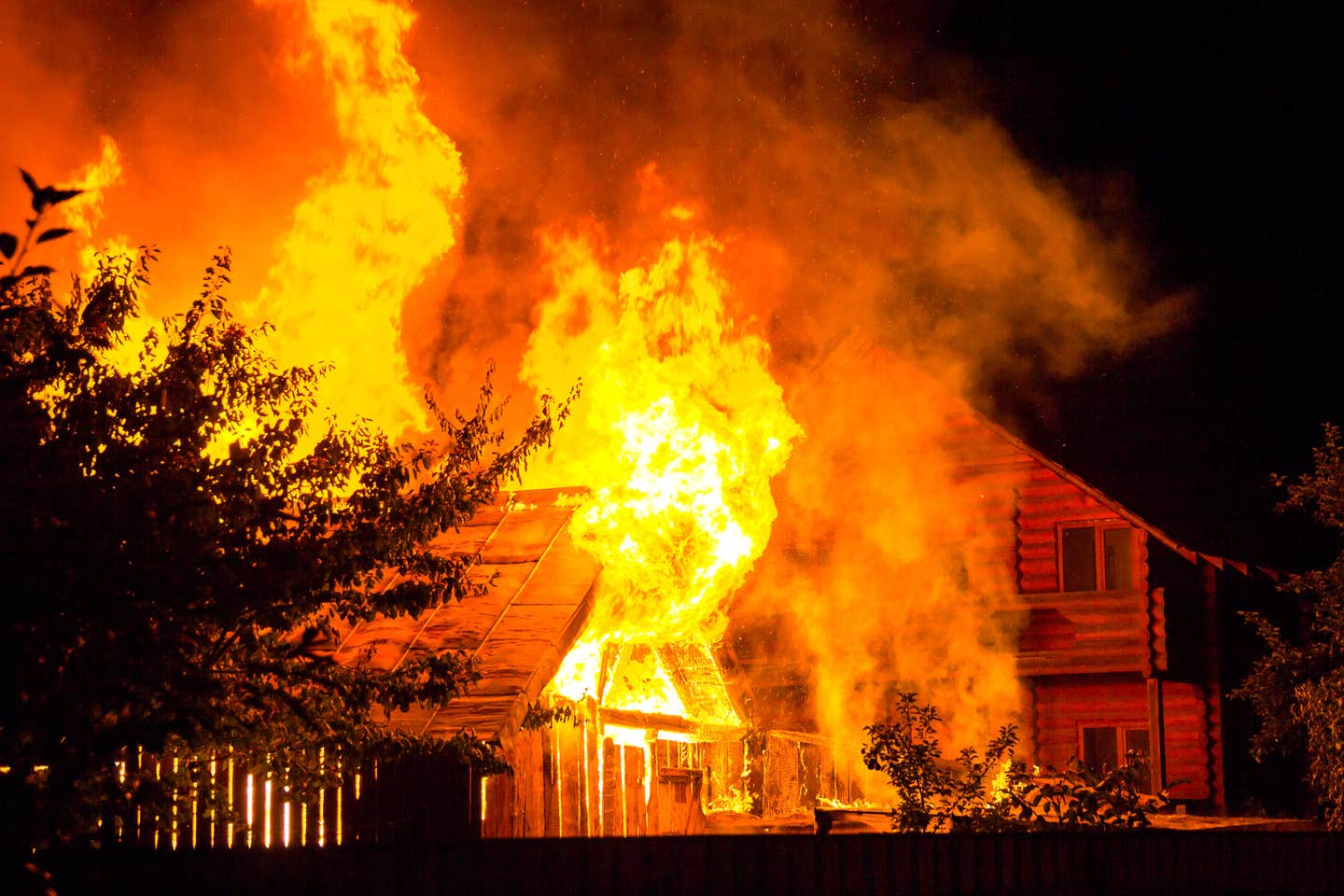 UC Irvine engineers analyzed 100,000 inspections to map which California homes are most likely to be destroyed by wildfire.