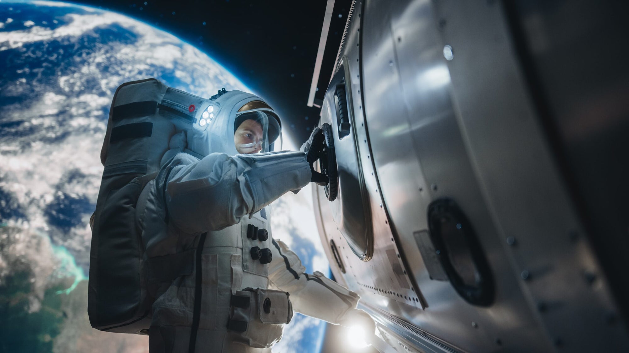 First x-rays captured in space mark breakthrough for astronaut health