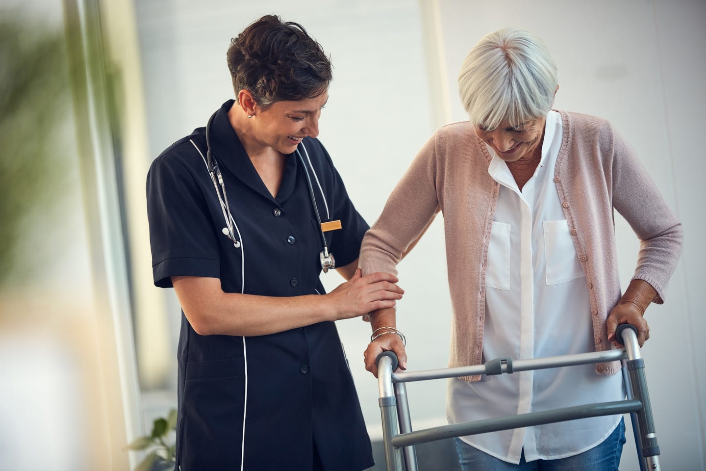 A new exoskeleton system lets therapists and stroke patients move together, improving walking recovery and engagement.
