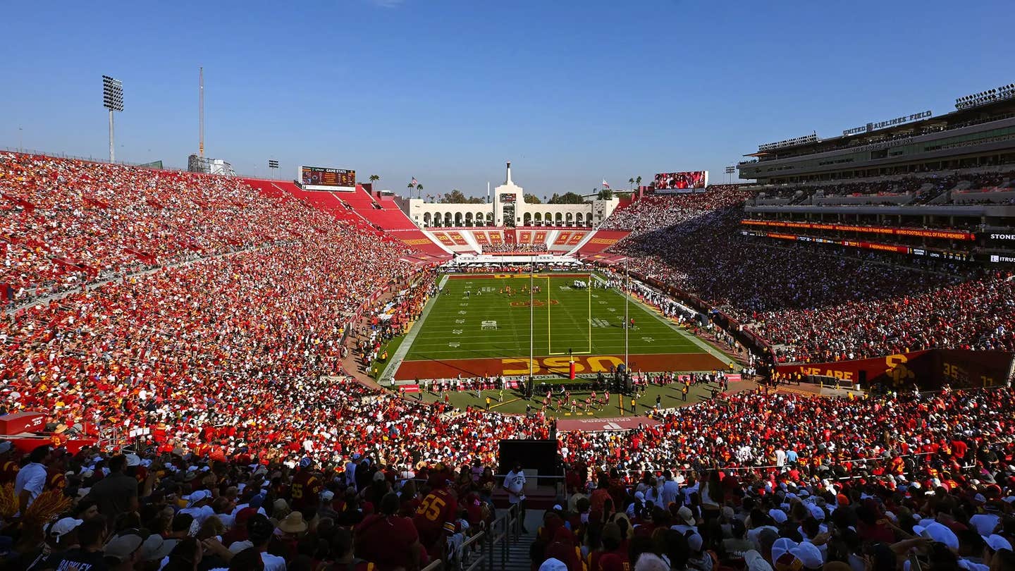 The USC football analytics database will organize 10 years of play data to help analysts test strategies and prepare for opponents.