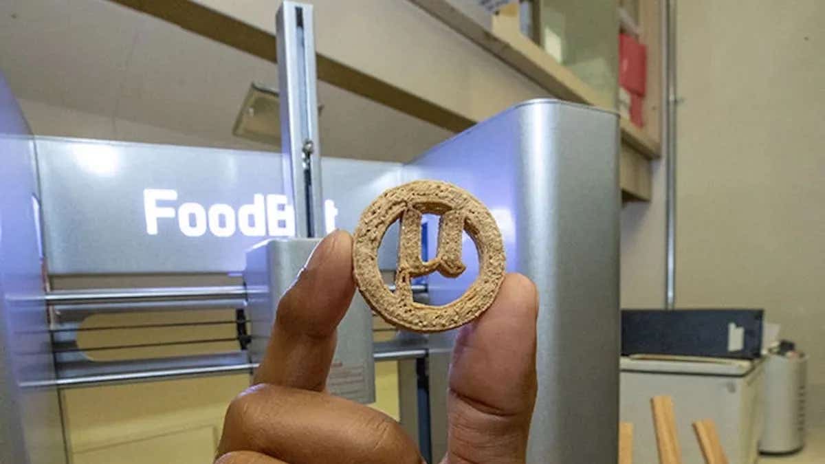This cookie is made using waste plant materials and plastic and could feed humans everywhere from submarines to spaceships.