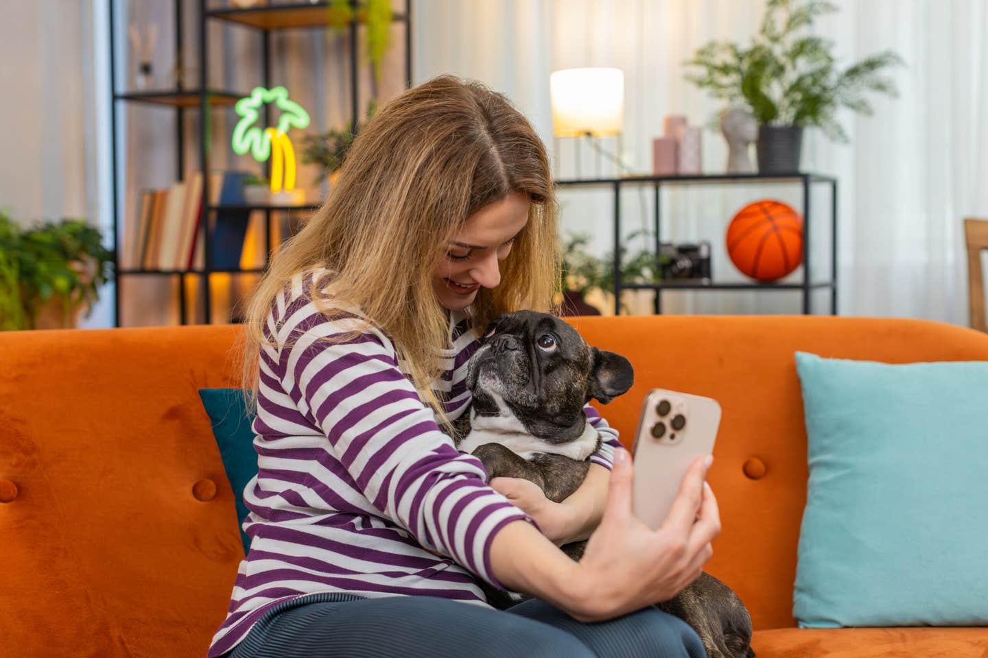 Smiles activated a distinct canine brain network, while fear produced patterns different from other negative expressions.