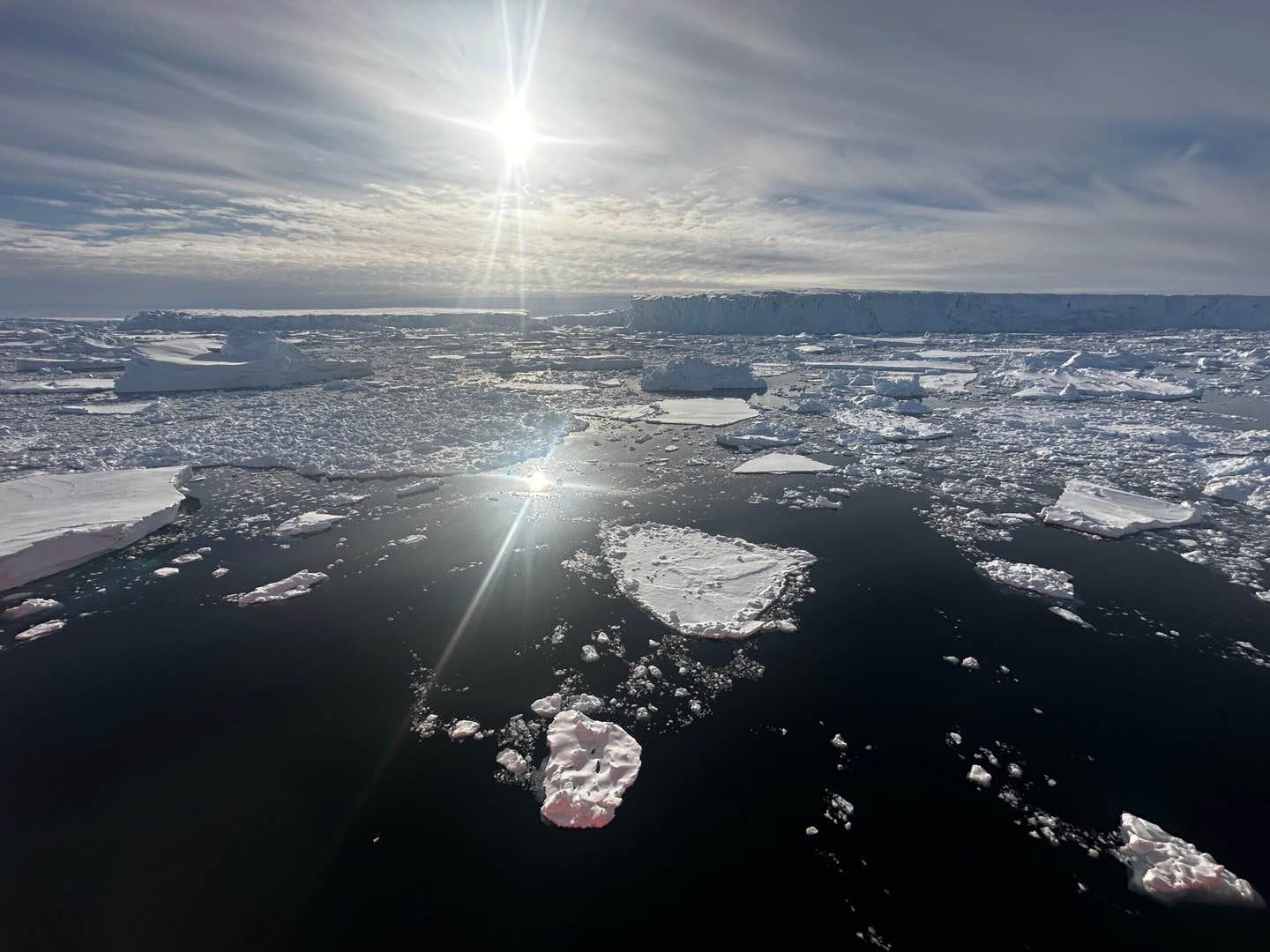 A 2026 expedition captures icebergs breaking away from Antarctica’s Thwaites Glacier. A new UC Irvine and NASA JPL model reveals that warm ocean water beneath the glacier may be causing twice as much melting and sea level rise as previously estimated.